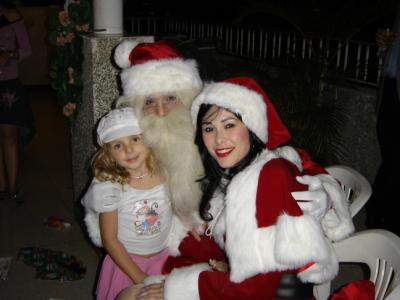 Santa y su Linda Asistente!!!